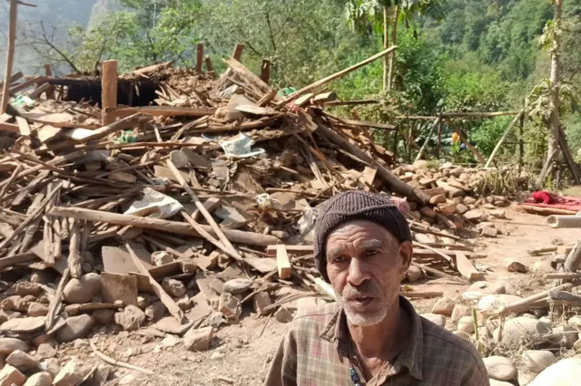 भूकम्प पीडित