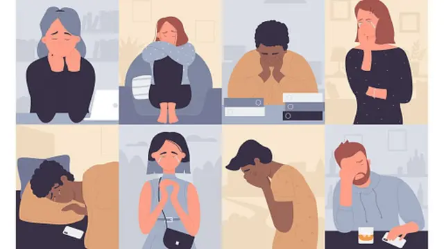 أشخاص متفرقون