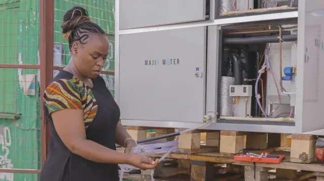 የማጂክ ወተር መስራቿ ቤዝ