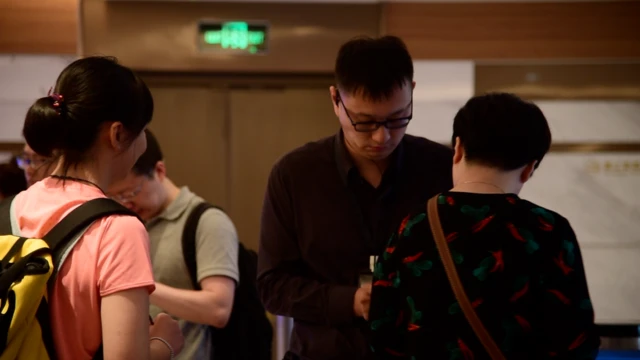 दुनिया भर की निगाहें चीन के फ़िल्म बाज़ार पर हैं.