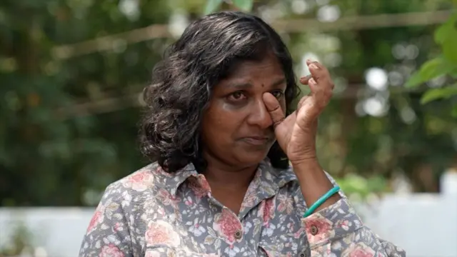 एजंटला व्हिसासाठी पैसे देण्यासाठी 13 टक्के व्याजदराने बँकेतून कर्ज घेतले होते, असं शिल्पा यांनी बीबीसीला सांगितलं. 