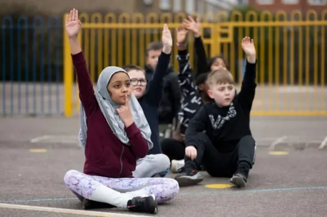 સમાજ, વાતચીત, સંવાદ, જીવનશૈલી, બીબીસી ગુજરાતી