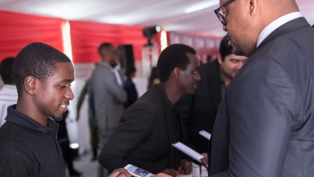 Baadhi ya simu hizo zikionyeshwa