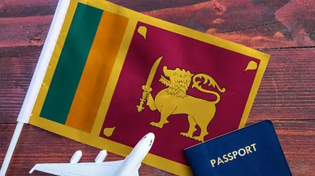 වීසා ලබා ගැනීමට අවශ්‍ය මුදල් පෙන්වීමට, මුදල් සොයා ගත් ආකාරයට අවශ්‍ය ලියකියවිලි සැකසීමට තැරැව්කරුවන් බොහෝමයක් සිටින බව දැනගන්නට ලැබුණි.