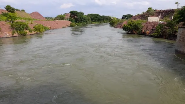 కృష్ణా జలాలు