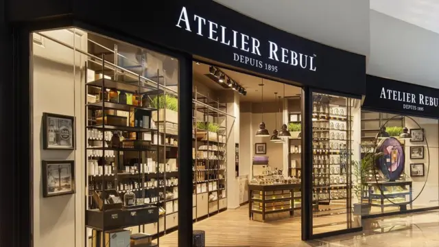 در یک دهه گذشته مارکهای معروف کولونیا فروشگاههای اختصاصی خود را گشودهاند