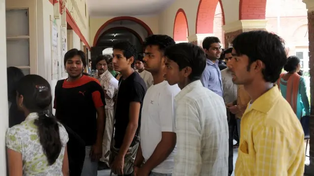 పరీక్షలు