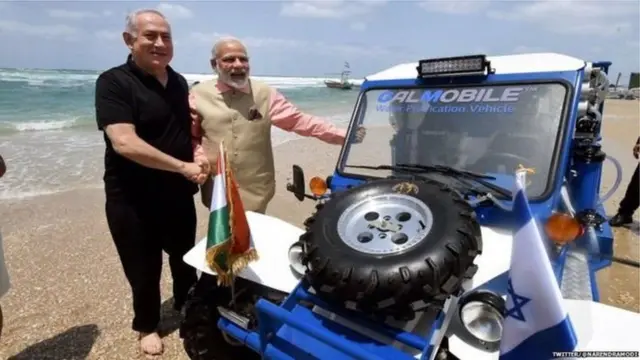બેન્જામિન નેતન્યાહૂ સાથે નરેન્દ્ર મોદી