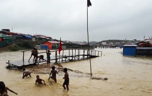 Лагерь беженцев Кутупалонг