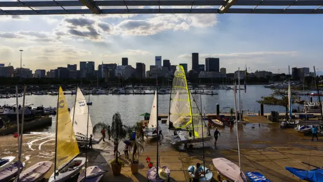 A Marina da Glória é a base das competiçõesvela, que acontecem nas águas da BaíaGuanabara