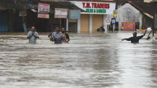 કેરળમાં પૂર
