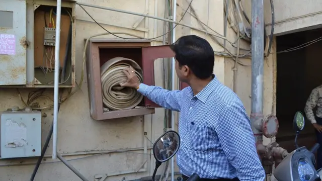 રાજકોટમાં અધિકારી