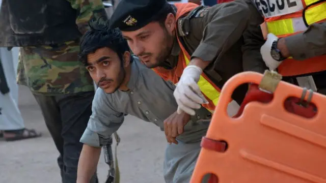 پشاور، زرعی یونیورسٹی حملہ