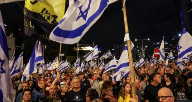 XAMAAS IYO ISRAA'IIL 