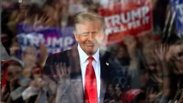 Trump son mitingi için North Carolina'daydı