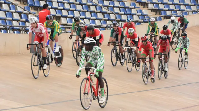 Cyclists for di championship