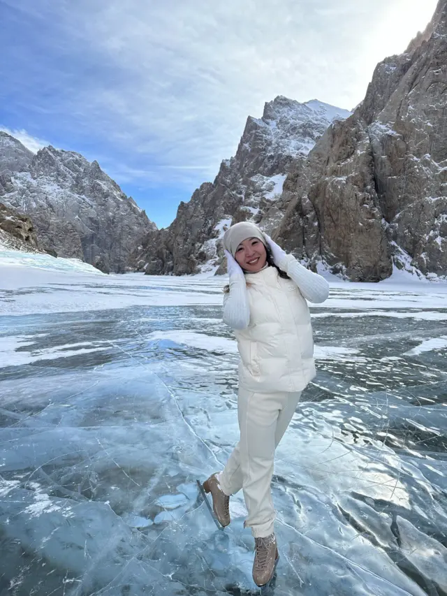 Атагы алыска кеткен айтылуу Көл-Сууда алгачкы жолу муз бийи... 