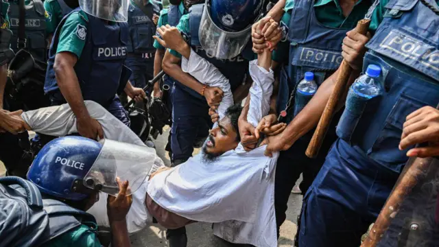 வங்கதேச வன்முறை