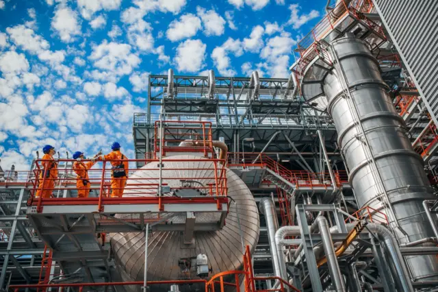 Pogon za preradu nafte u rafineriji