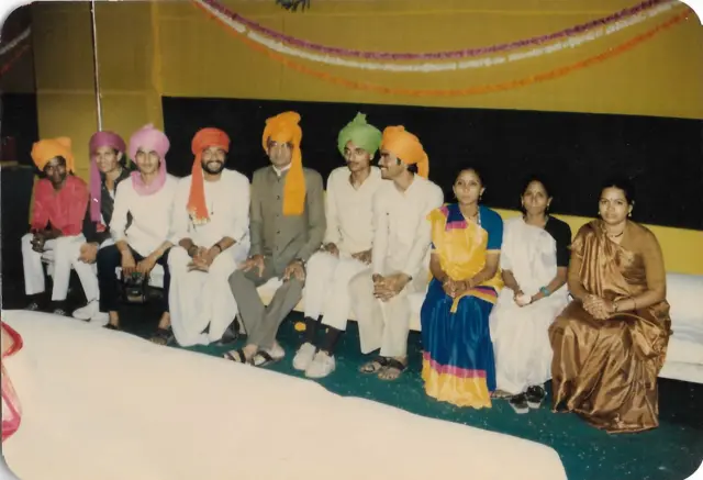 જોરાવરસિંહ જાદવ, ગુજરાત, ગુજરાતની લોકકલા, ઝવેરચંદ મેઘાણી, લોકકલા, નૃત્ય, વાદન, ગાયન, ગુજરાતી સાહિત્યનો ઇતિહાસ, ગુજરાતી લોકસંસ્કૃતિ