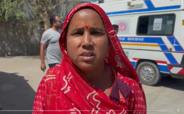 બીબીસી ગુજરાતી ડીસા બનાસકાંઠા આગ ફેક્ટરી મજૂર મોત પોલીસ ફાયરબ્રિગેડ