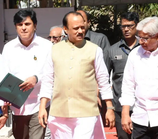 अजित पवार