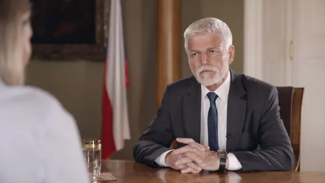 Петр Павел: "Мен мурда айткандай эле Батыштын колдоосуна карабастан, Украина оккупацияланган аймактарды кыска мөөнөттө жана олуттуу жоготуусуз бошото албайт"