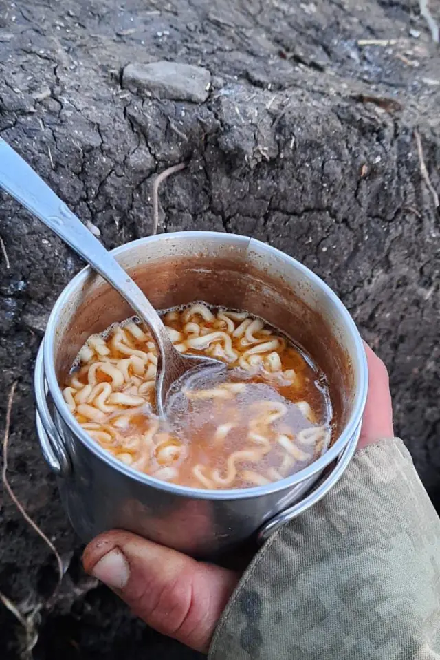 Обід на фронті