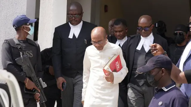 Aworan Gomina banki apapọ tẹlẹ Godwin Emefiele