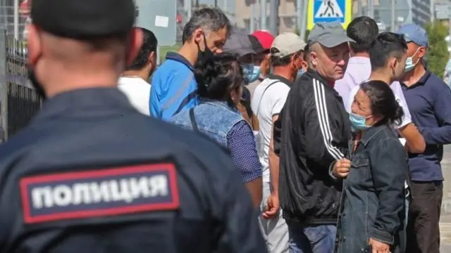 Россияда кыргызстандык 1 милионго жакын жаран бар экени айтылат