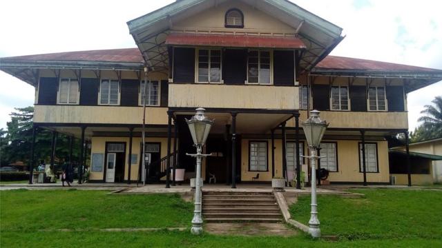 La antigua administración colonial británica operaba desde este edificio en Calabar
