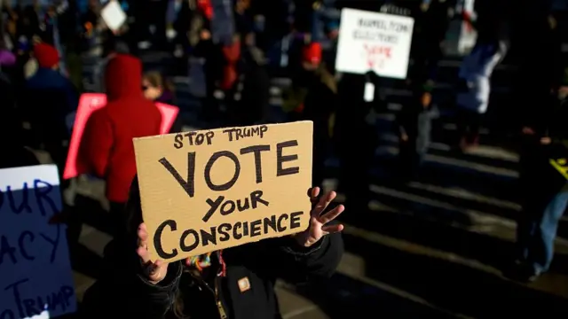 Акция протеста против Трампа