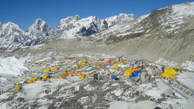 सगरमाथा आधार शिविर