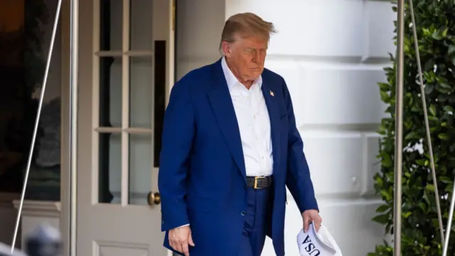 डोनल्ड ट्रम्प