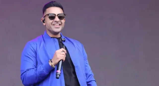 जे सीन का कहना है कि लोग उनको देखकर उनके संगीत के बारे में धारणा बना लेते हैं