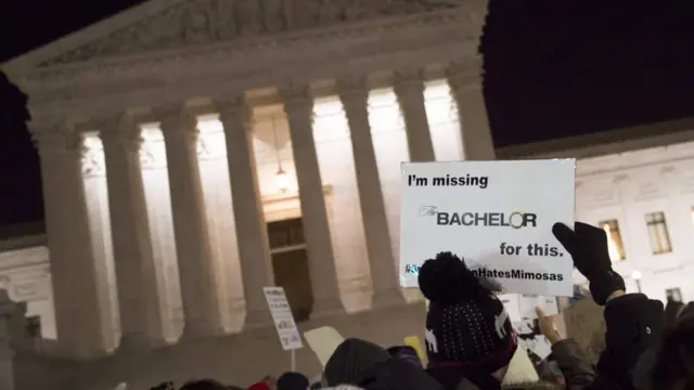 Протест у здания Верховного суда США