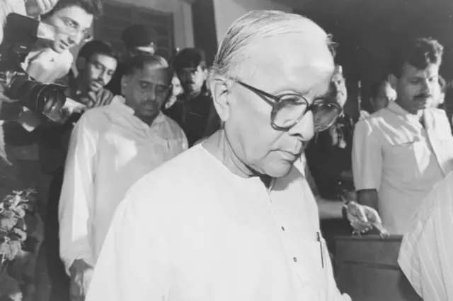 டி.என்.சேஷன் - இந்திய முன்னாள் தலைமை தேர்தல் ஆணையர்