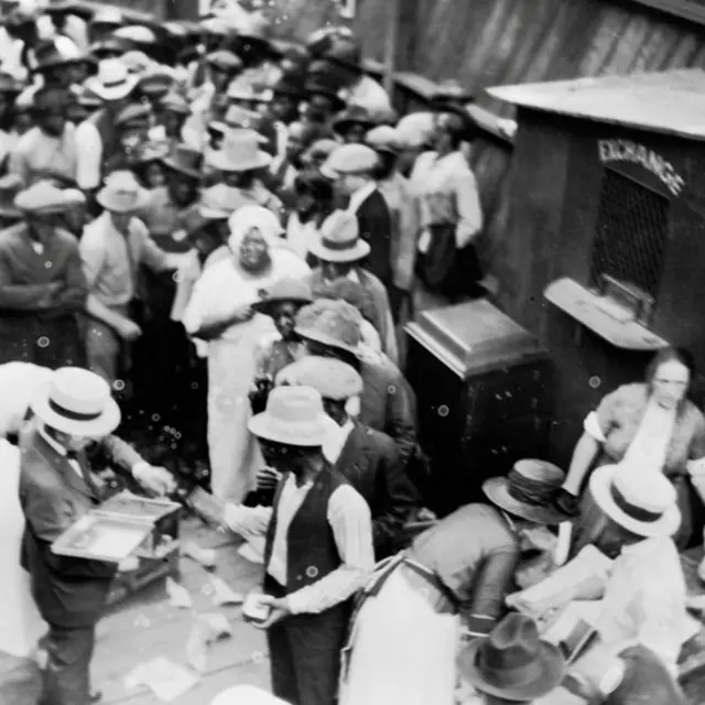 Imagen aérea del Wall Street negro en Tulsa, Oklahoma, en 1921