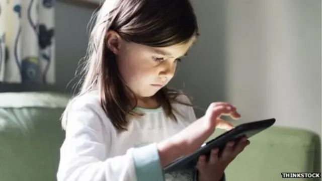 தொழில்நுட்பத்துக்கு அடிமையாகும் குழந்தைகள் - தீர்வு என்ன?