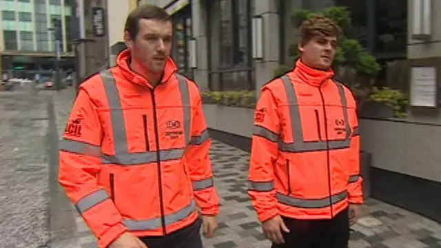 طبقت ليدز نشر حراس للمساعدة في تطبيق قواعد التباعد الاجتماعي