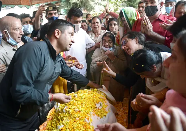 माखन लाल बिंदरू का परिवार