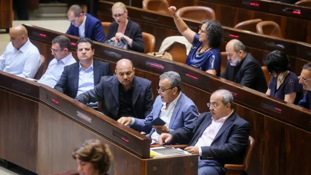 Ehtirosli ruhoniylar Ehtirosli ruhoniylar