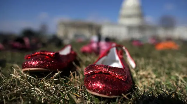 Katliamda 20'si çocuk 26 kişi hayatını kaybetmişti