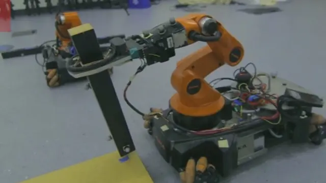 அமெரிக்காவில் உருவாகும் தச்சு வேலை செய்யும் ரோபோக்கள்