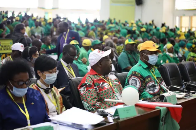 Wawakilishi mbalimbali wahudhuria mkutano mkuu wa CCM