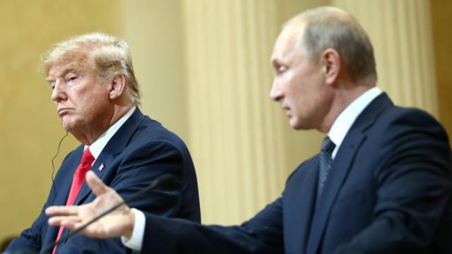 Трамп и Путин во время саммита в Хельсинки