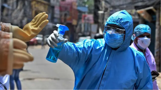 కరోనావైరస్:3 రాష్ట్రాల్లోనే సగానిపైగా కేసులు