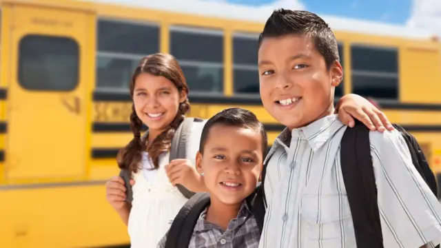 Niños latinos en Estados Unidos