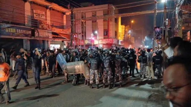 वीरगन्जमा विरोध प्रदर्शन चर्किएपछि तैनाथ गरिएका प्रहरी