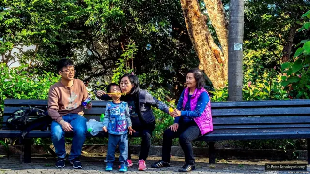 कोरोना वायरस का रिश्तों पर असर